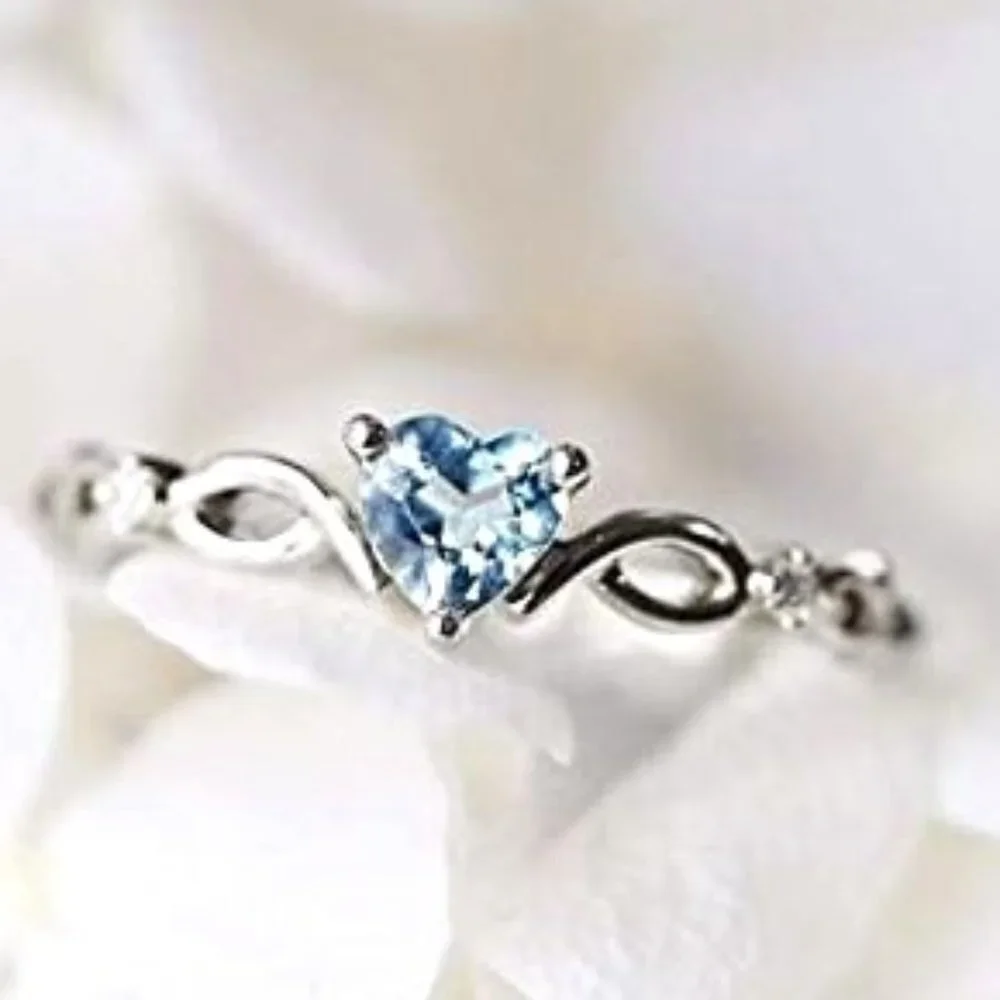 😍Gorgeous Cute Heart Shaped 925 Silver 💎Blue Diamond Ring for Women, F017